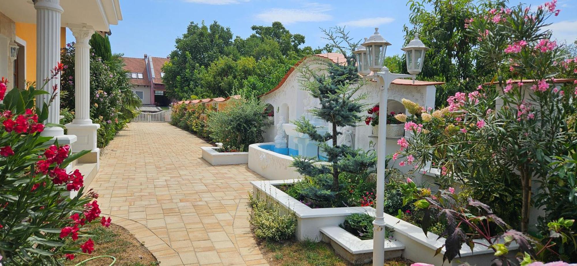 Paradise-Garden-Zamárdi Extérieur photo